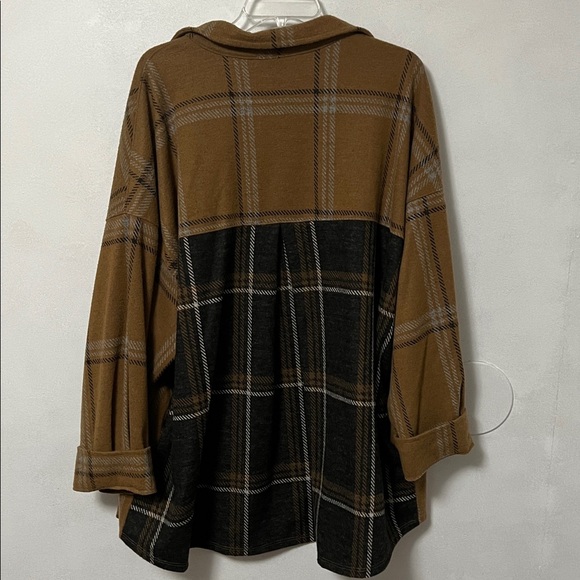 Brown Plaid Women's Shaket - Picture 2 of 8